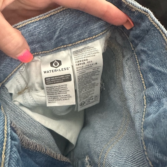 Levi Jeans NWOT - Picture 3 of 4